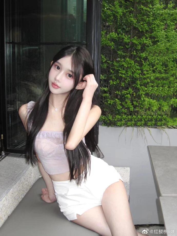 与凤行 海报